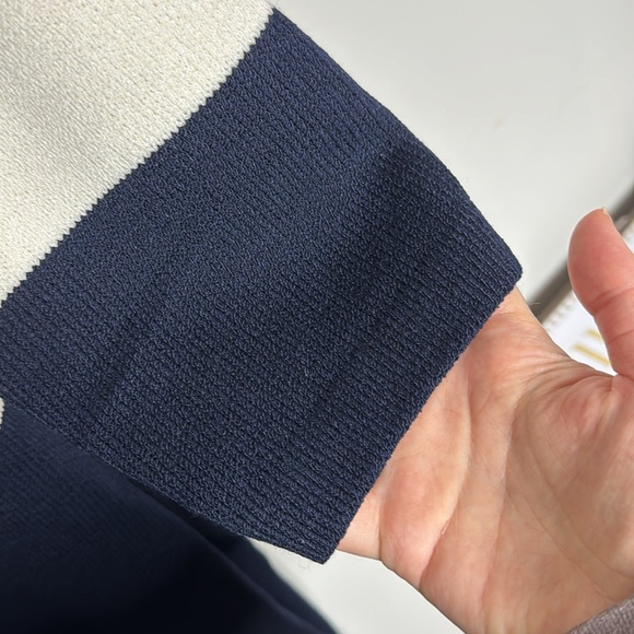 St. John Collection colorblock Santana knit cream navy midi dress size 12 - Picture 6 of 11